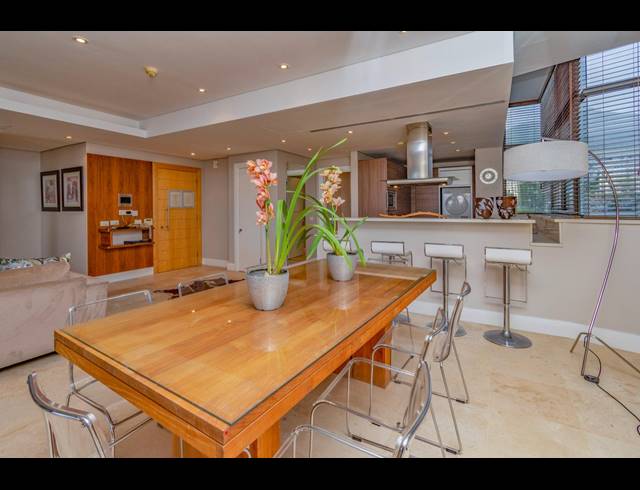 3 BEDROOM APARTMENT RENTED IN WATERFRONT